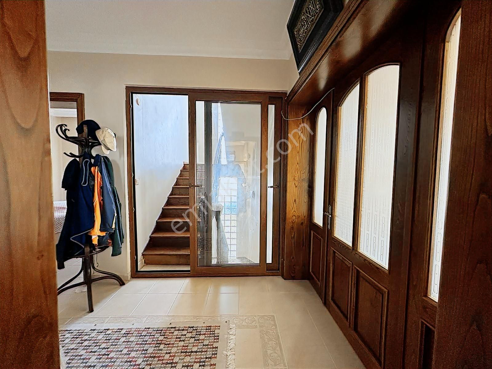 Büyükçekmece De 9+2 Kiralık Villa Deniz Manzaralı Arsa 588 M2 - Görsel 5