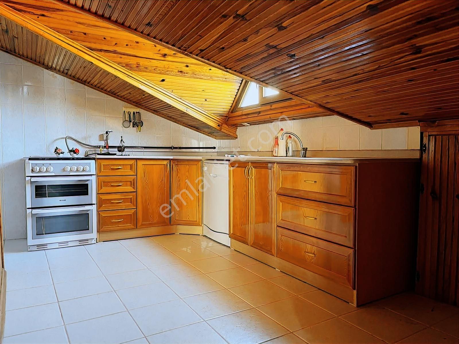 Büyükçekmece De 9+2 Kiralık Villa Deniz Manzaralı Arsa 588 M2 - Görsel 27