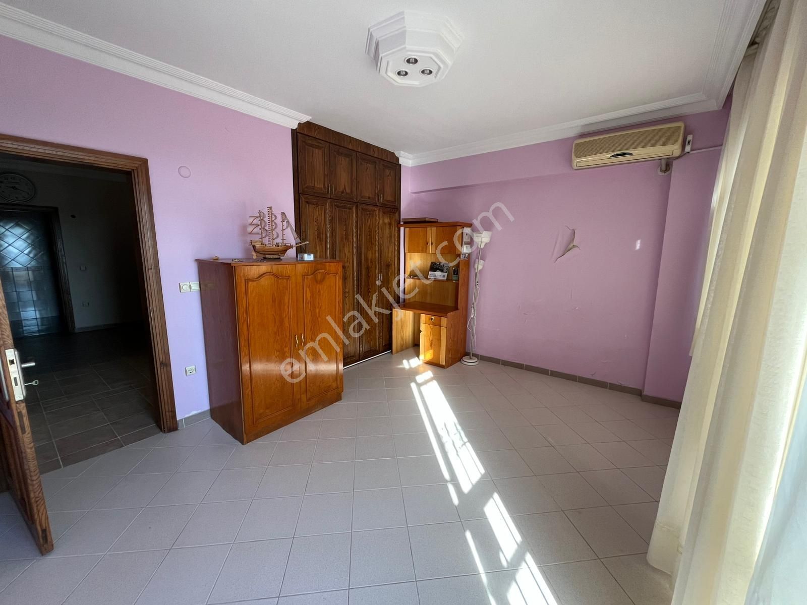 Büyükçekmece De 9+2 Kiralık Villa Deniz Manzaralı Arsa 588 M2 - Görsel 7