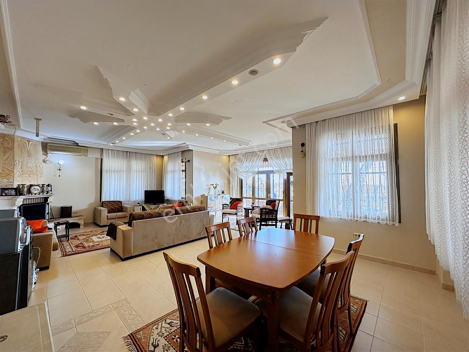 Büyükçekmece De 9+2 Kiralık Villa Deniz Manzaralı Arsa 588 M2 - Görsel 12