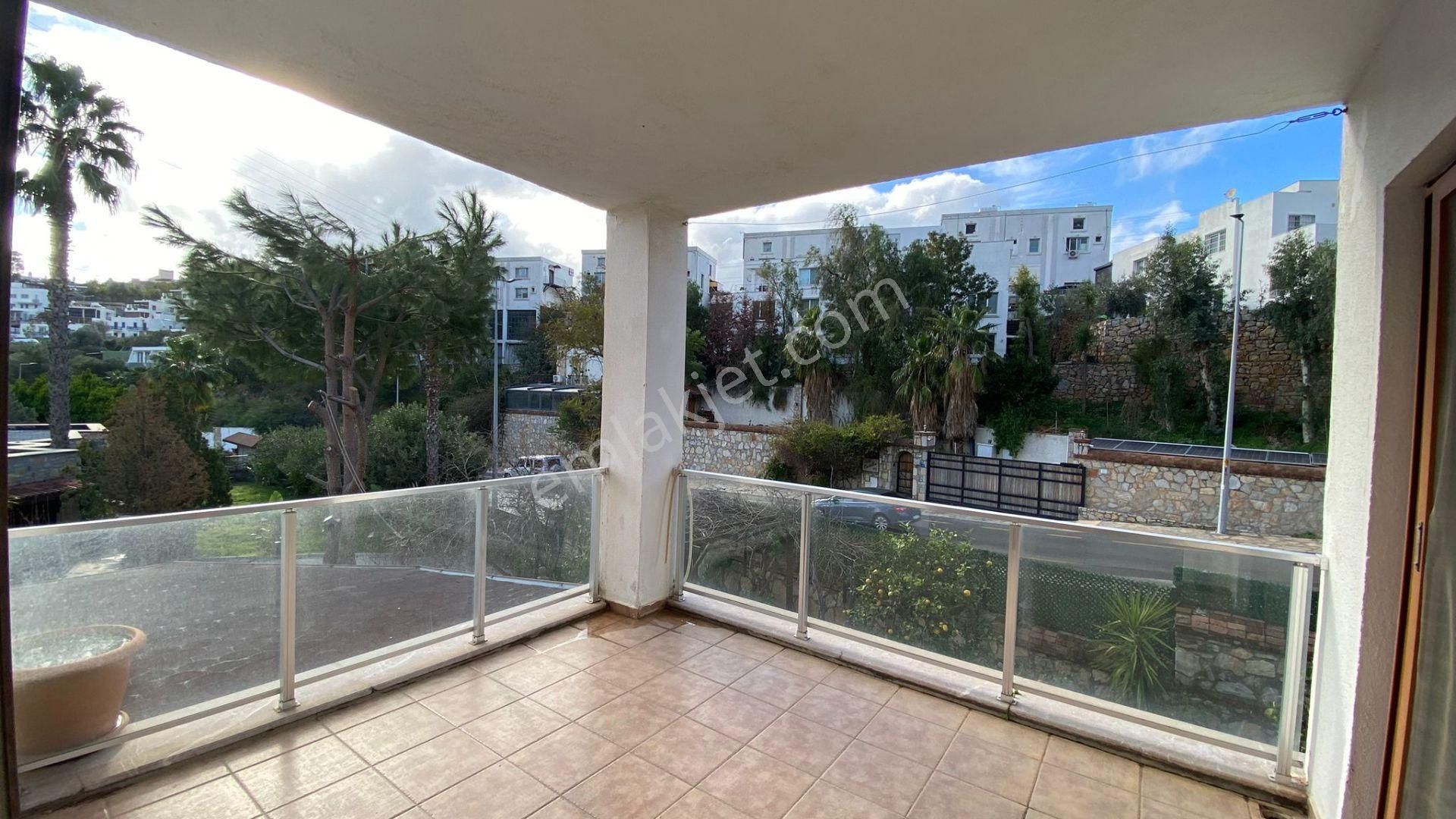 Kiralık Bodrum Merkez 2+1 Ortakat Daire - Görsel 27