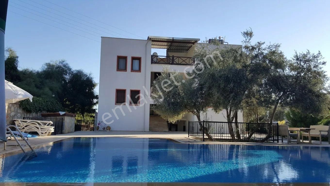 Kiralık Bodrum Merkez 2+1 Ortakat Daire
