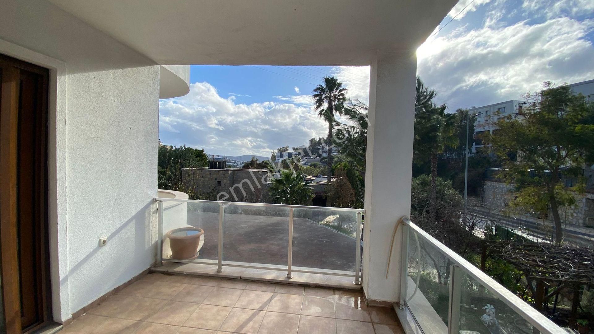 Kiralık Bodrum Merkez 2+1 Ortakat Daire - Görsel 24