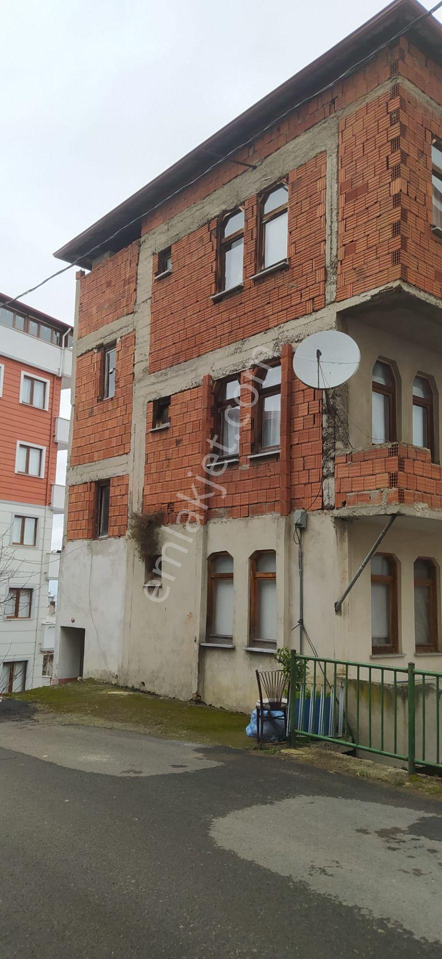Yalıncak Mahallesi Acill Satılık Komple 5 Katlı Bina - Görsel 12