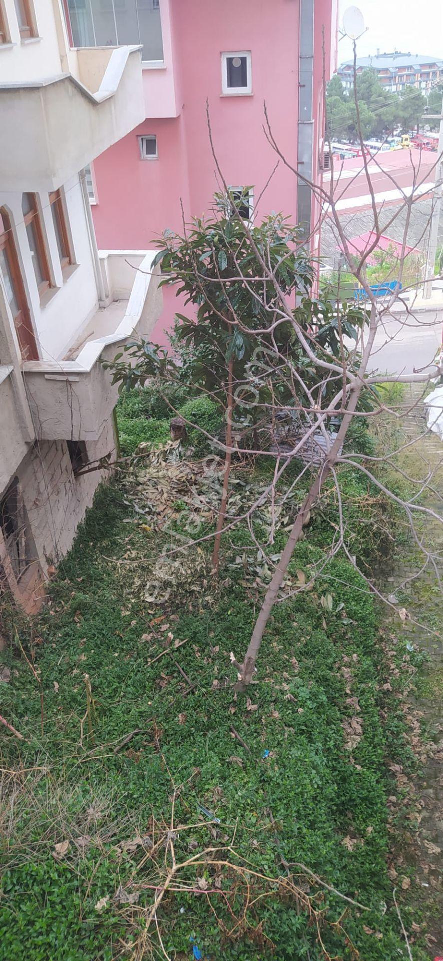 Yalıncak Mahallesi Acill Satılık Komple 5 Katlı Bina - Görsel 14