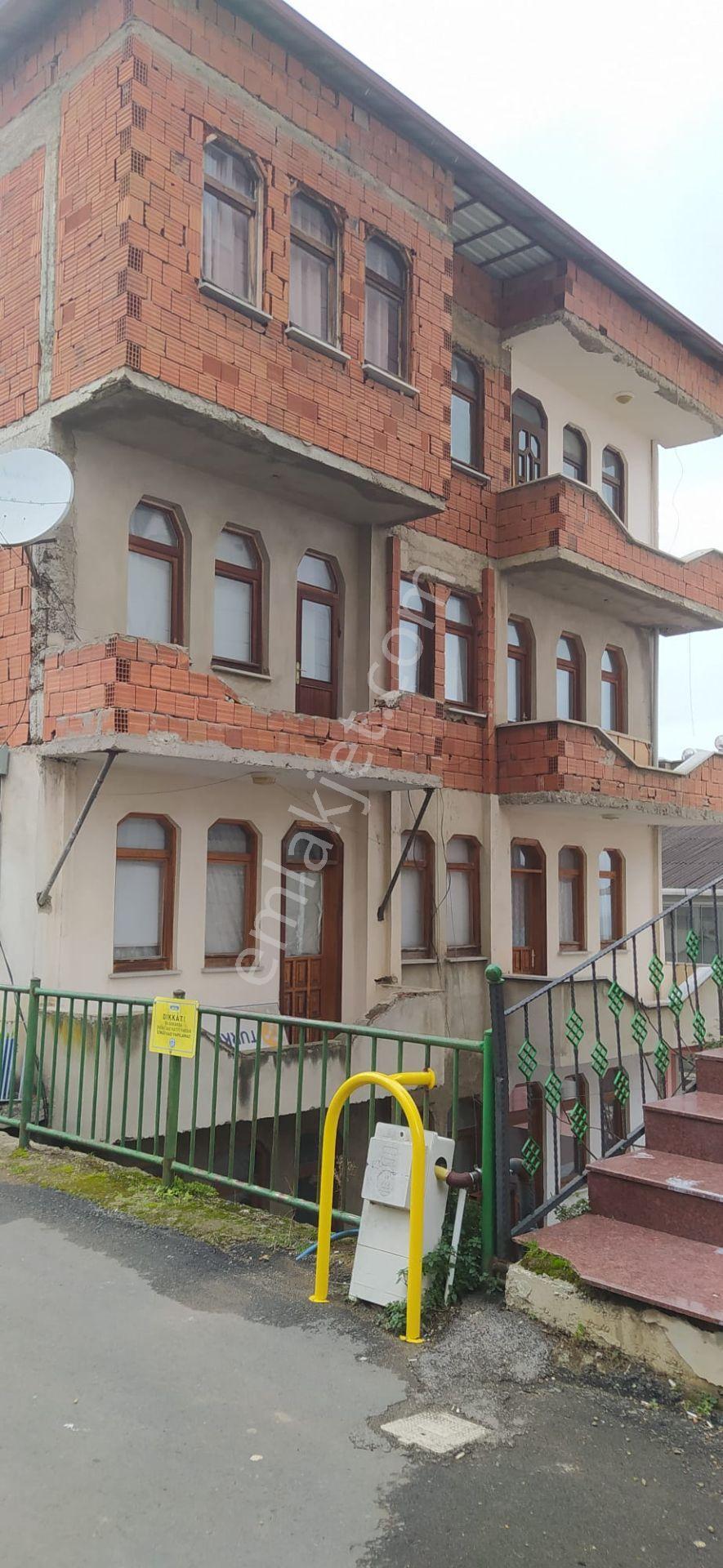 Yalıncak Mahallesi Acill Satılık Komple 5 Katlı Bina - Görsel 13