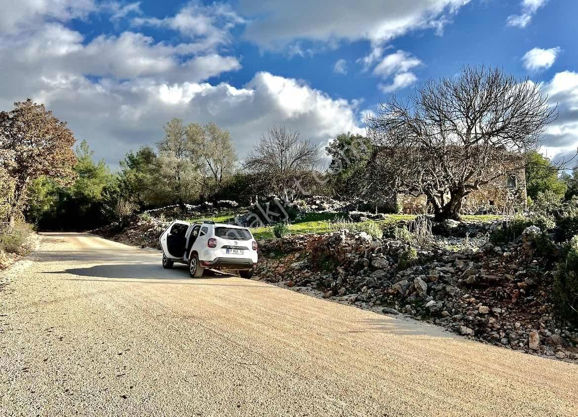 Kaş Ta Doğayla İçiçe Taş Ev Ve 1.850 M2 Bahçesi Gökçeyazı - Görsel 7