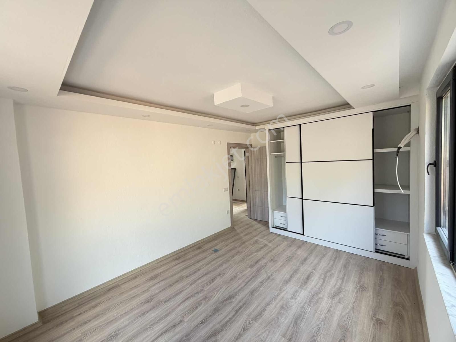 Kaş Mega Dan Sıfır Eşyasız Terasta Manzaralı Daireler - Görsel 10