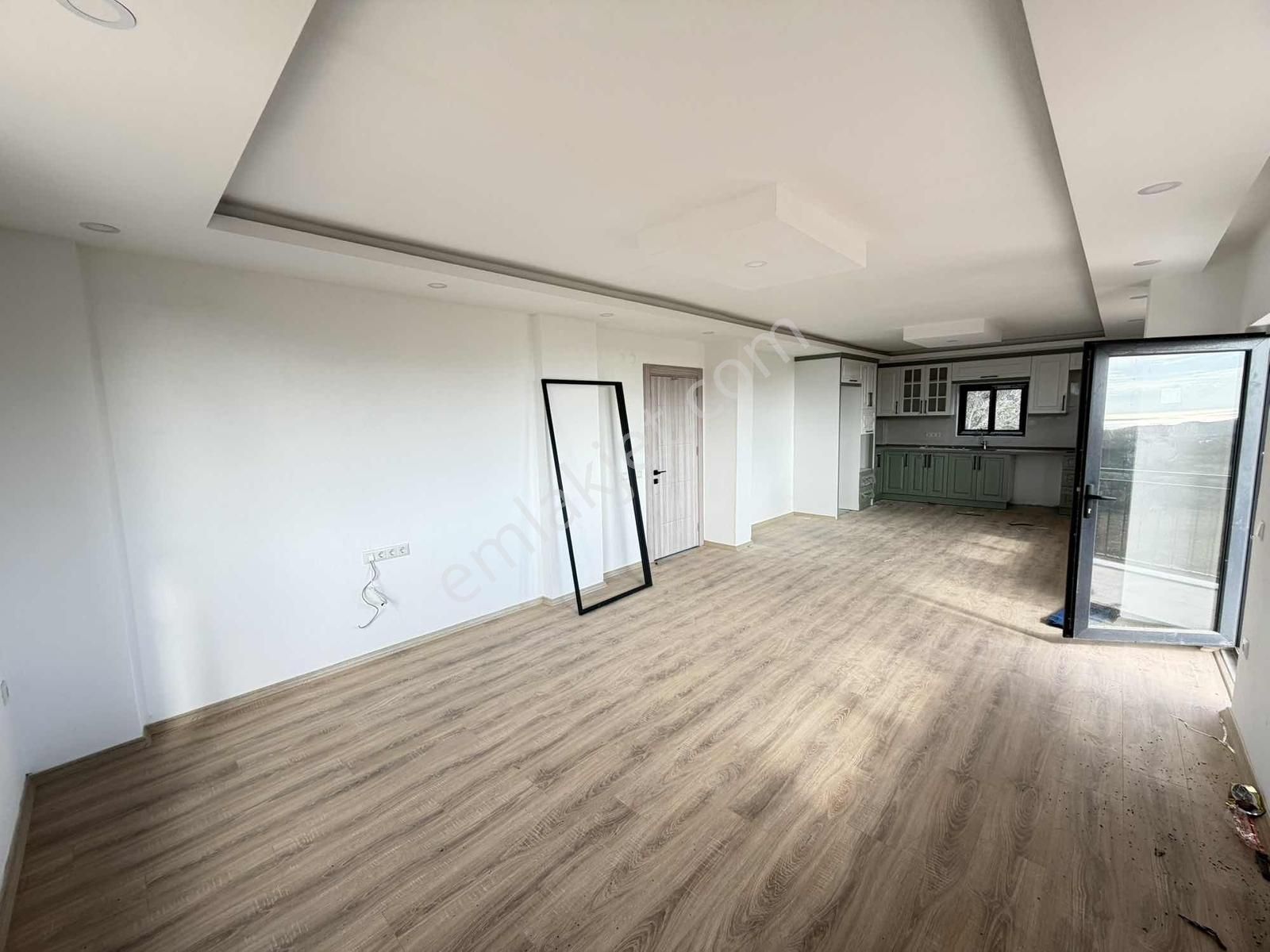 Kaş Mega Dan Sıfır Eşyasız Terasta Manzaralı Daireler - Görsel 6