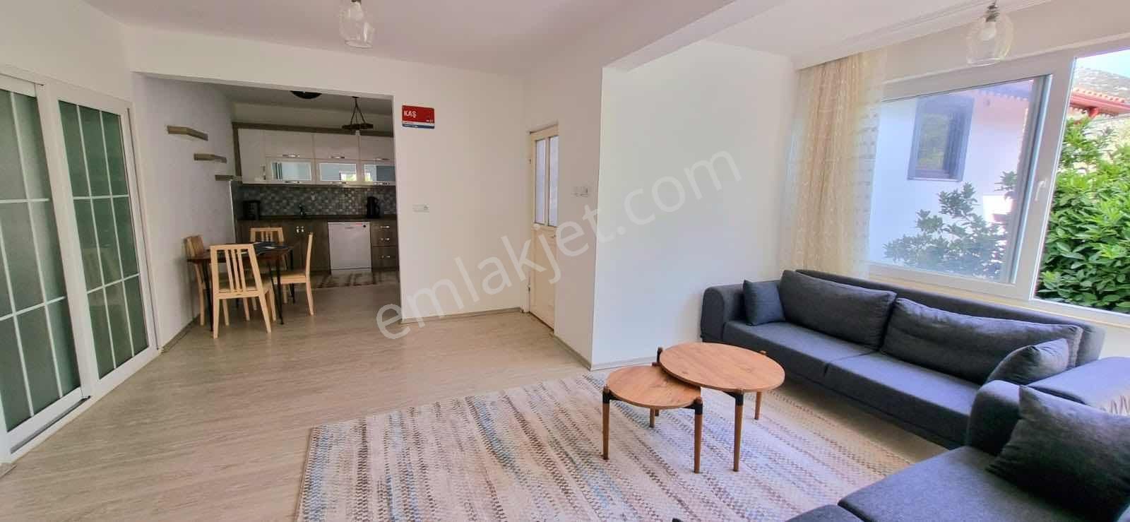 Kaş Mega Dan 2+1 Eşyalı Daire