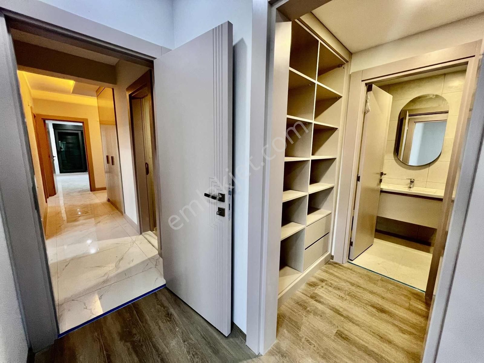 Kumluca Anacaddede 180 M2 3+1 Sıfır Lüks Daire - Görsel 4