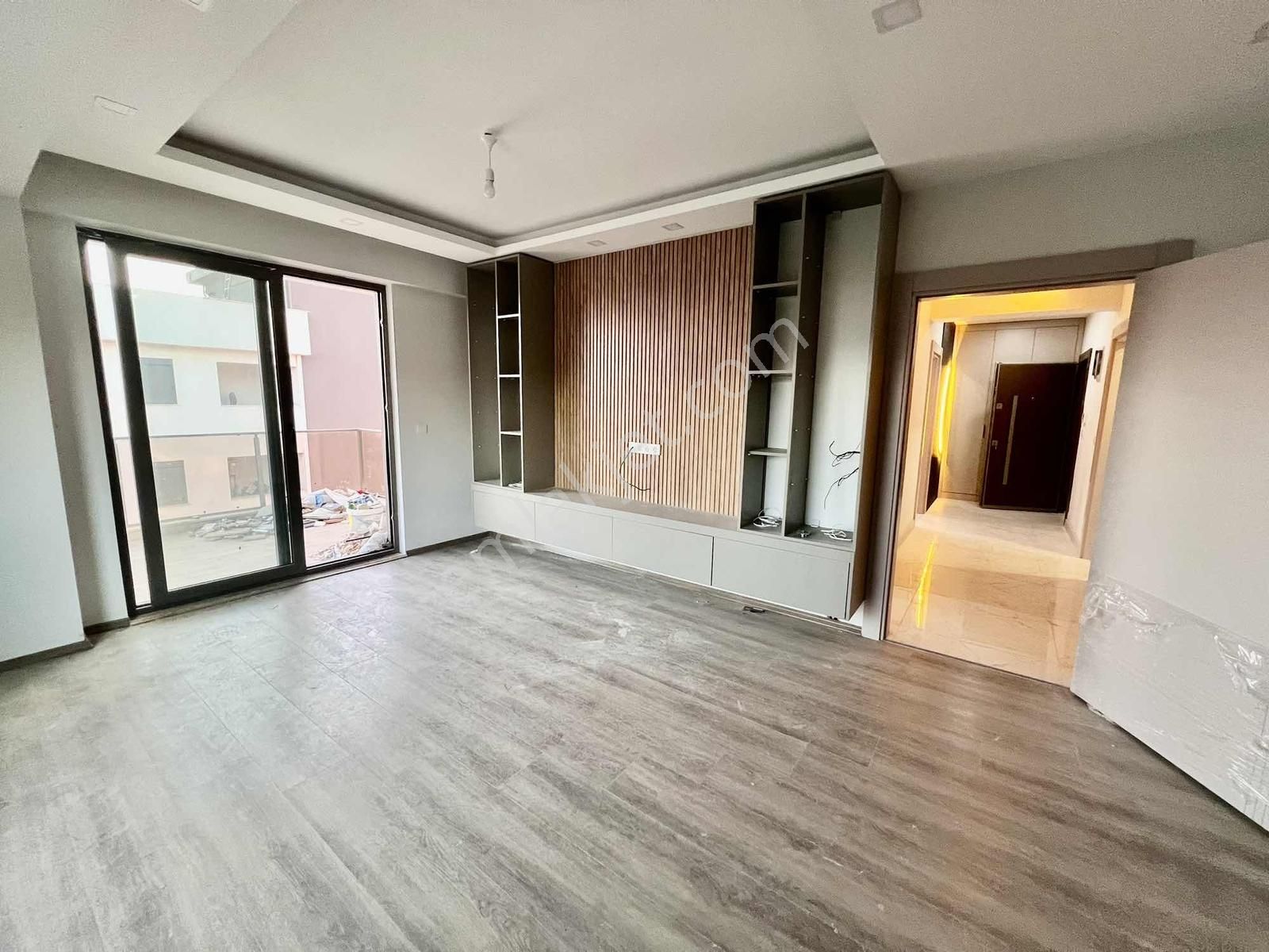 Kumluca Anacaddede 180 M2 3+1 Sıfır Lüks Daire - Görsel 12