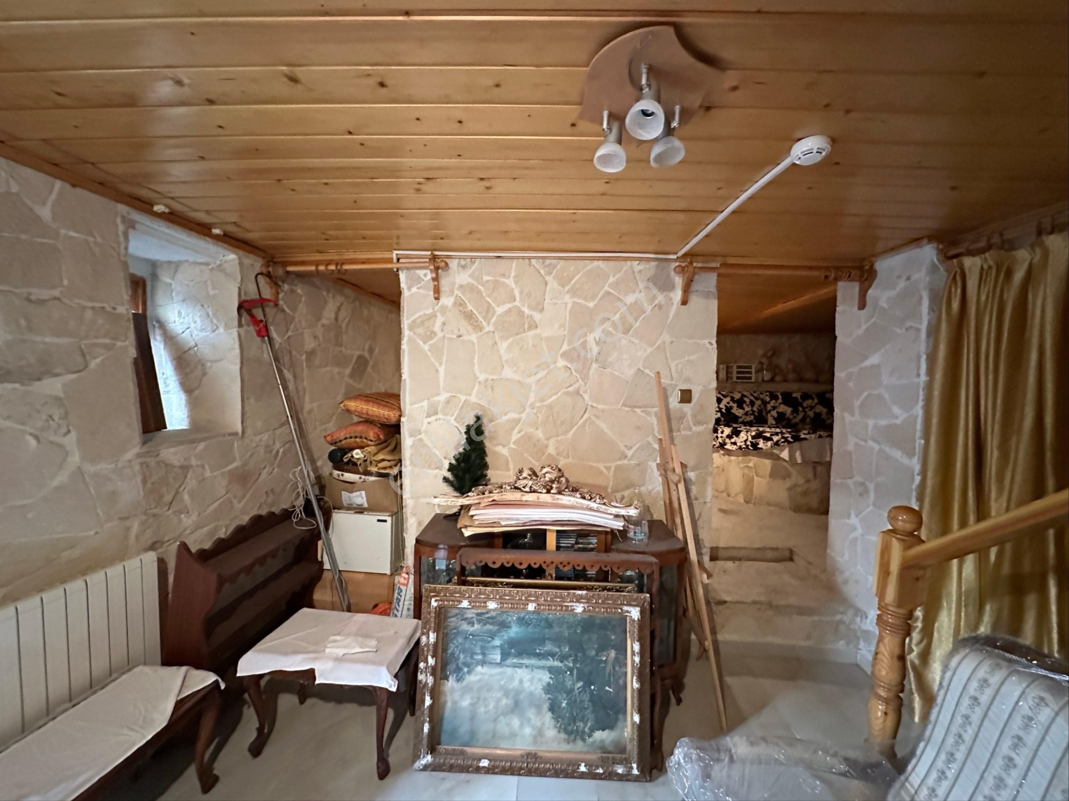 Msg'den Cadeye Ve Sahile Yürüme Mesafesinde 6+1 Tarihi Kiralık Ev - Görsel 2