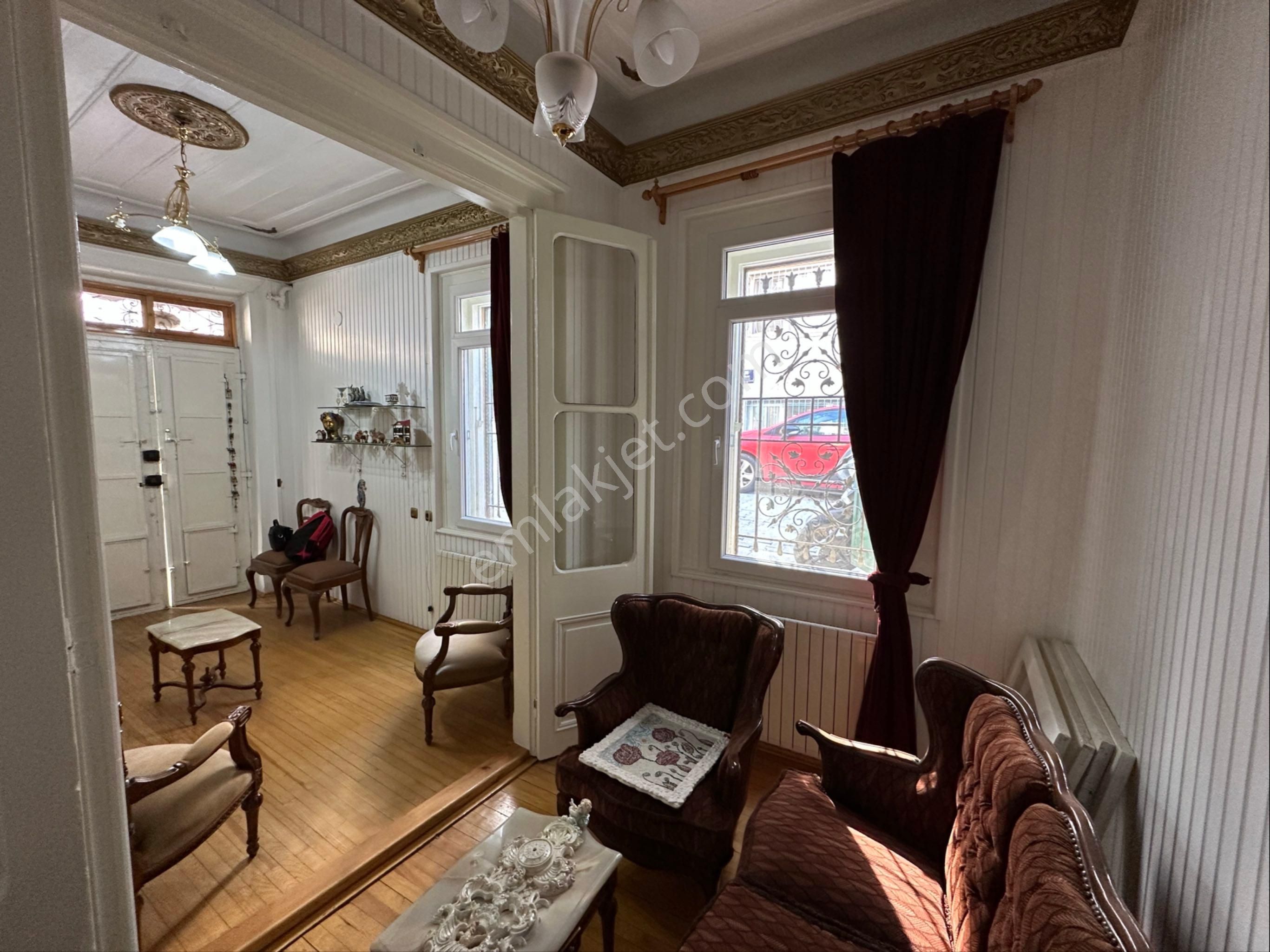 Msg'den Cadeye Ve Sahile Yürüme Mesafesinde 6+1 Tarihi Kiralık Ev - Görsel 33