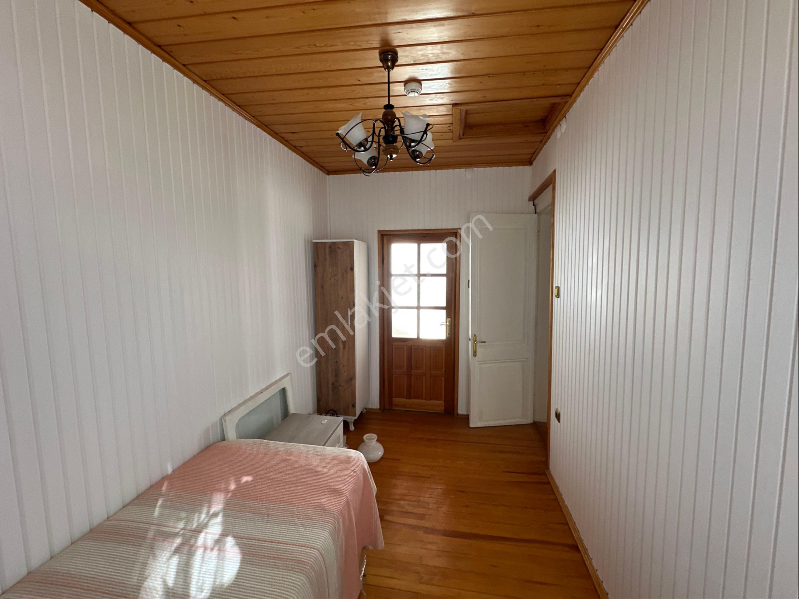 Msg'den Cadeye Ve Sahile Yürüme Mesafesinde 6+1 Tarihi Kiralık Ev - Görsel 15