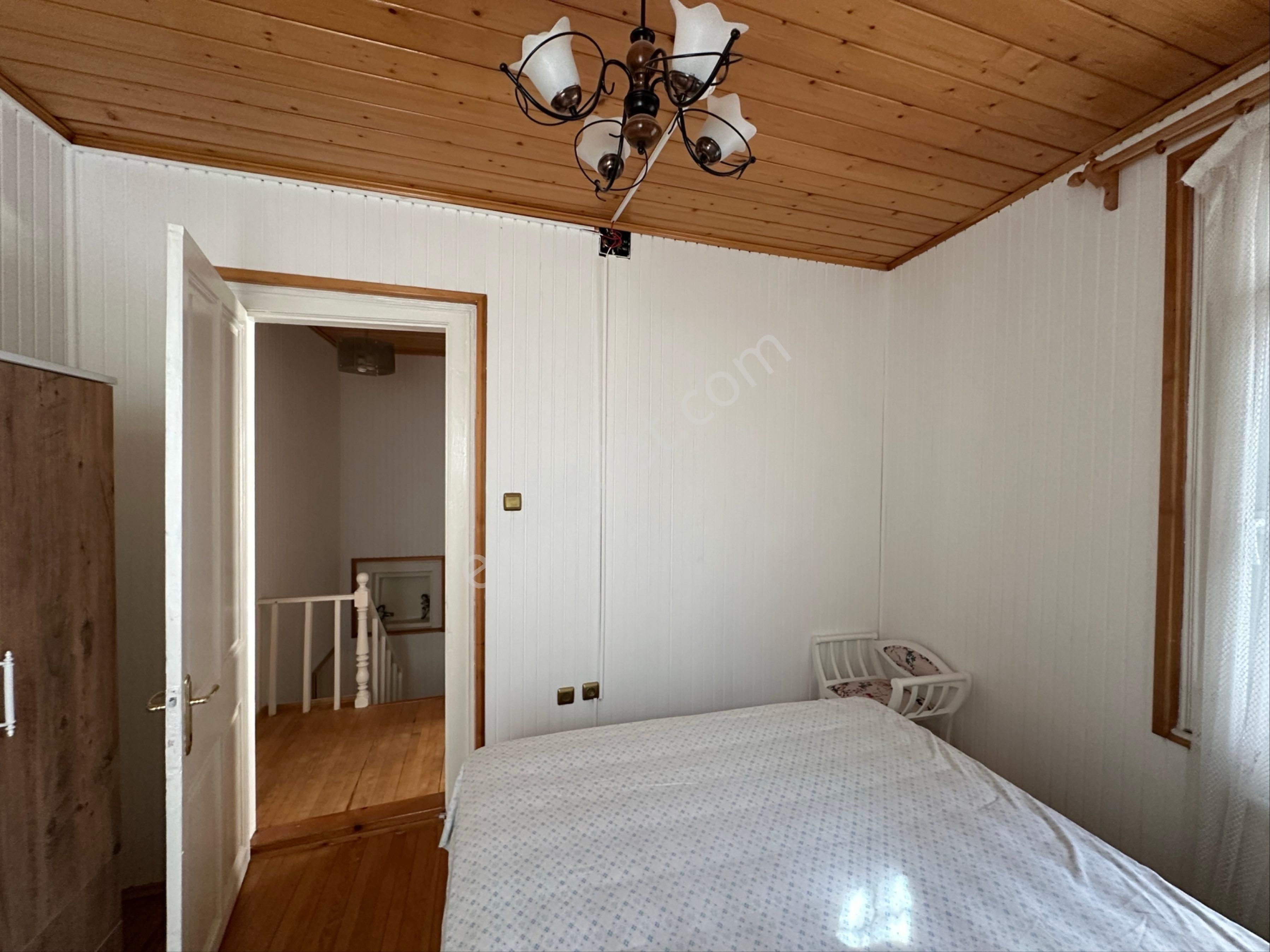 Msg'den Cadeye Ve Sahile Yürüme Mesafesinde 6+1 Tarihi Kiralık Ev - Görsel 11