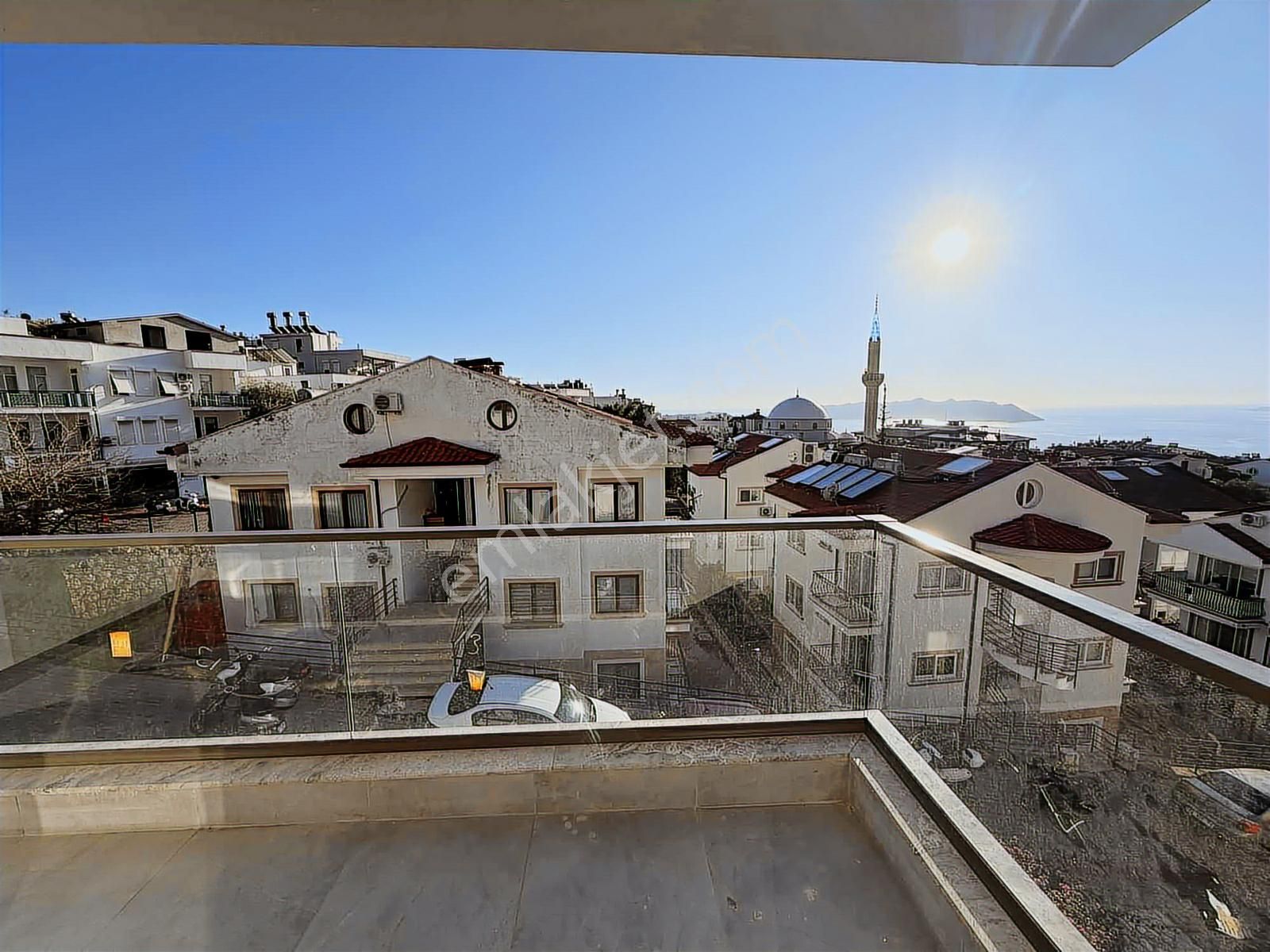 Kaş Mega Dan Sıfır Eşyasız Daireler Deniz Manzaralı - Görsel 3