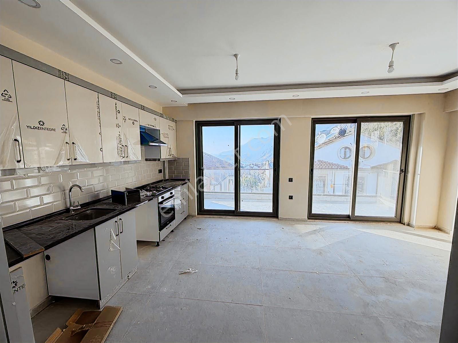 Kaş Mega Dan Sıfır Eşyasız Daireler Deniz Manzaralı - Görsel 21