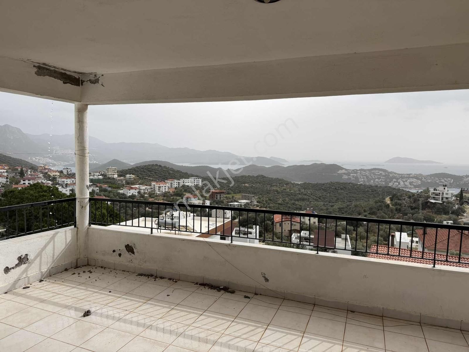 Kaş Mega Dan Deniz Manzaralı Daireler - Görsel 12