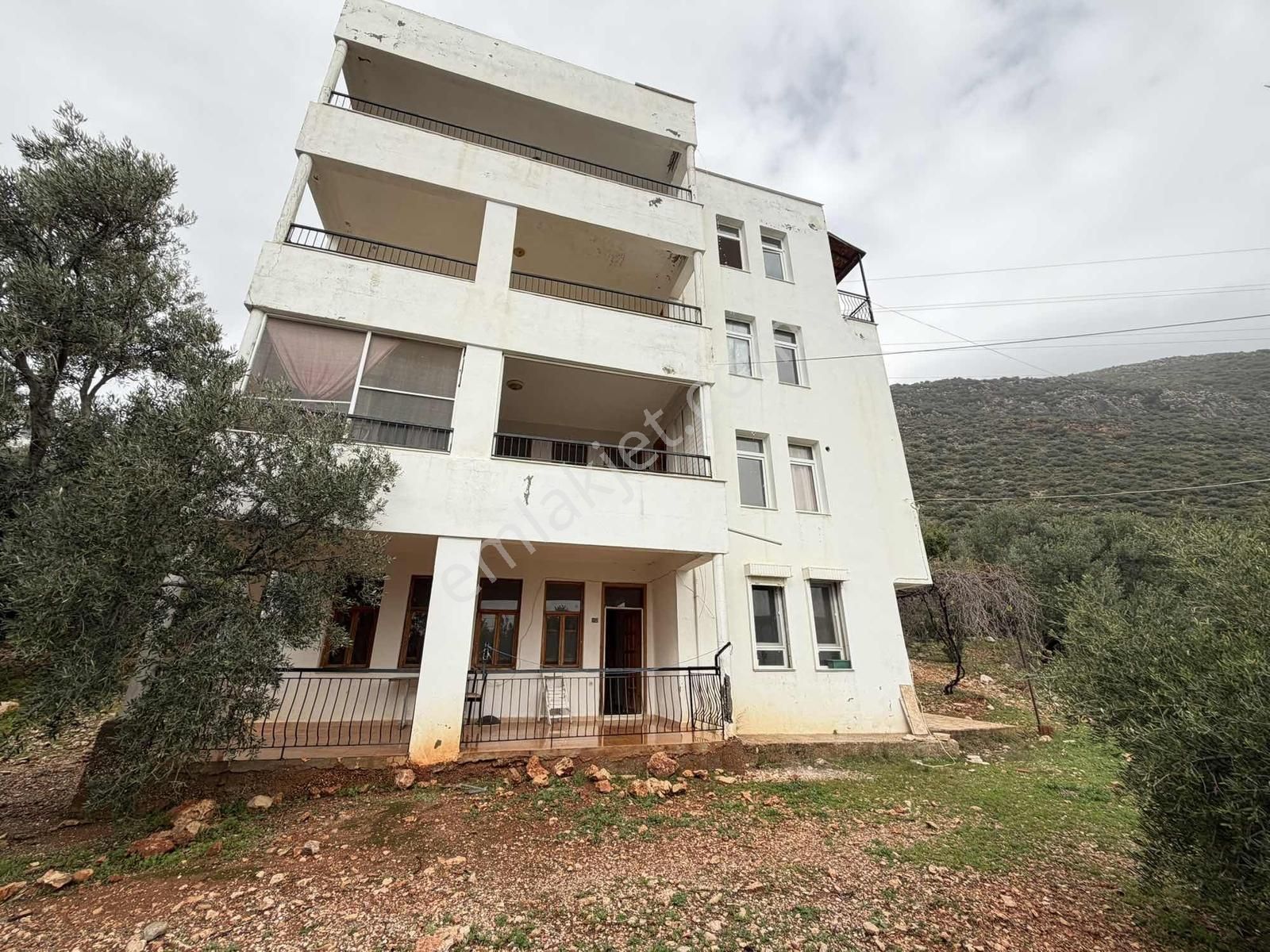 Kaş Mega Dan Deniz Manzaralı Daireler