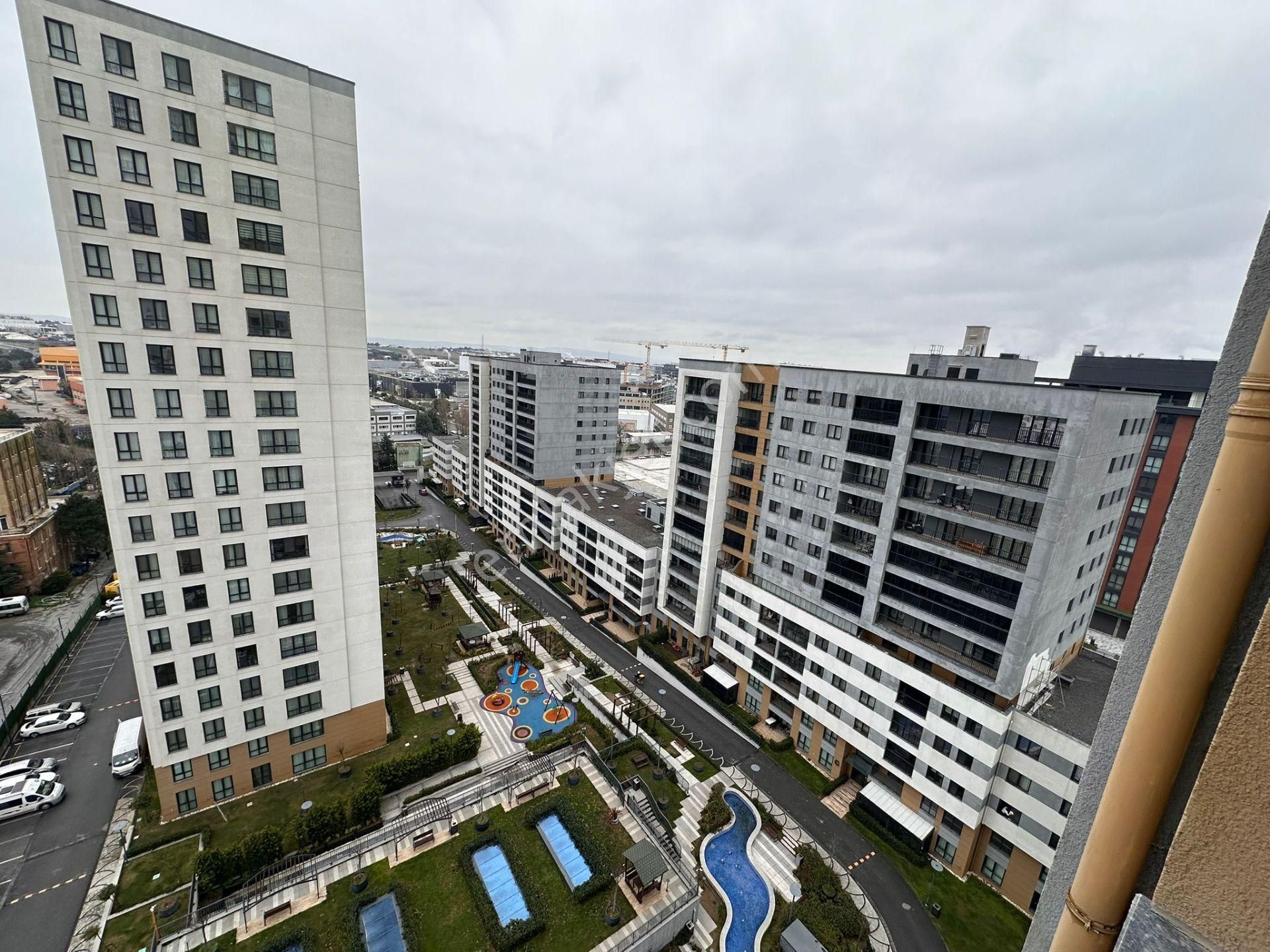 Semt Bahçekent 1.etap'da Eşyalı 1+1 Kiralık Daire