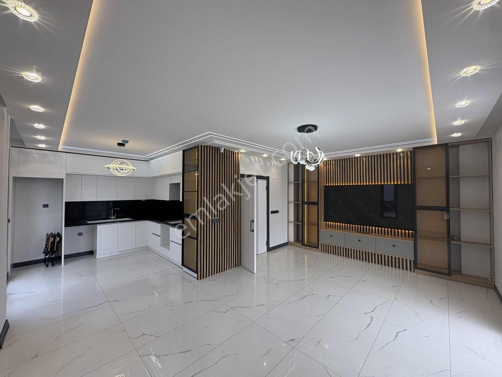 Didim Mersinderede Denize 800mt 4+1 Lüks Villa - Görsel 2