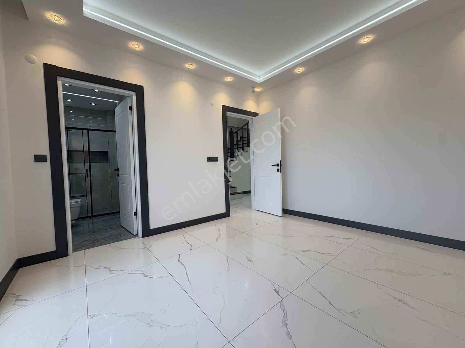 Didim Mersinderede Denize 800mt 4+1 Lüks Villa - Görsel 23