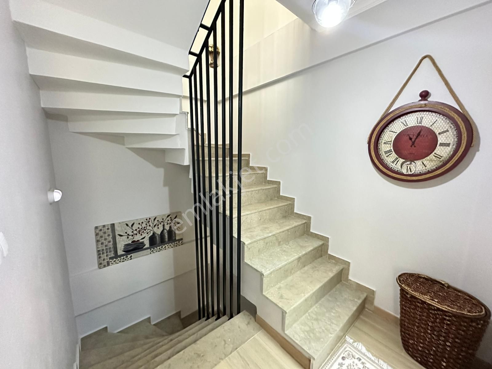 Hayalinizdeki Yaşam: Karasu'da Güvenlikli Sitede 2+1 Lüks Villa - Görsel 28