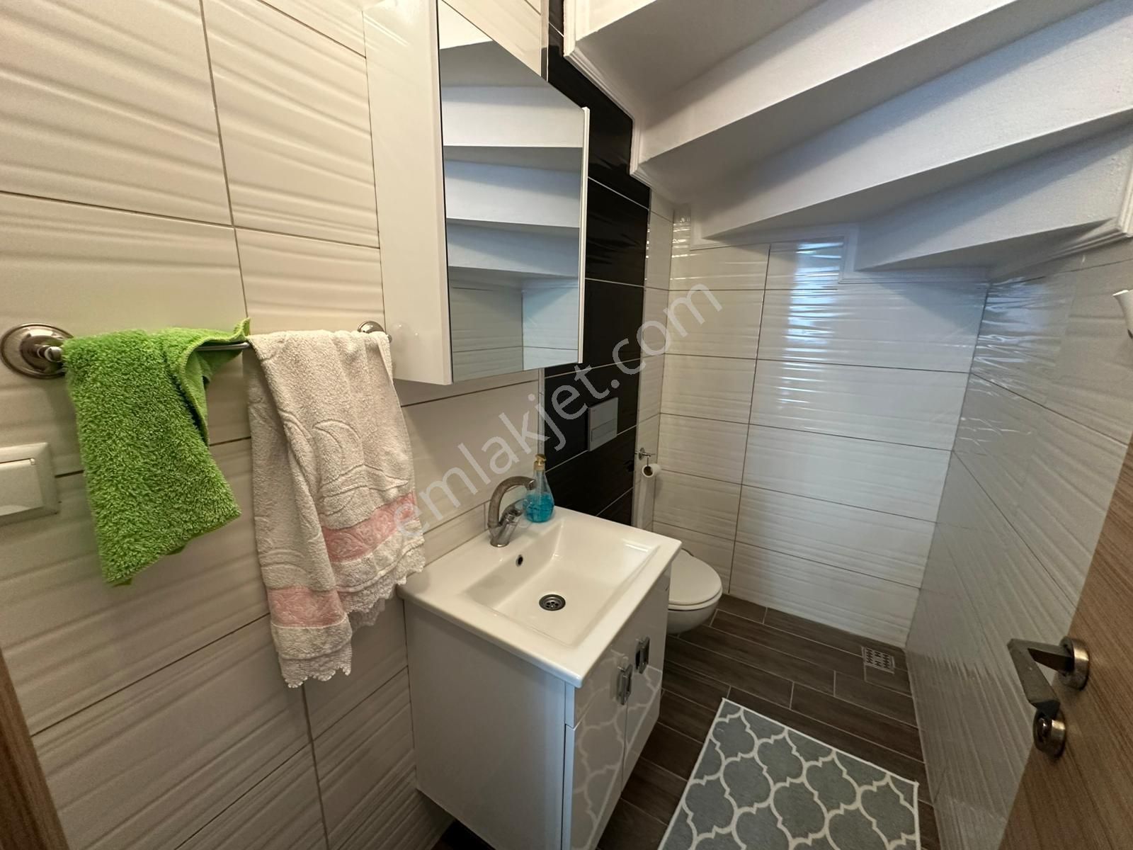 Hayalinizdeki Yaşam: Karasu'da Güvenlikli Sitede 2+1 Lüks Villa - Görsel 18