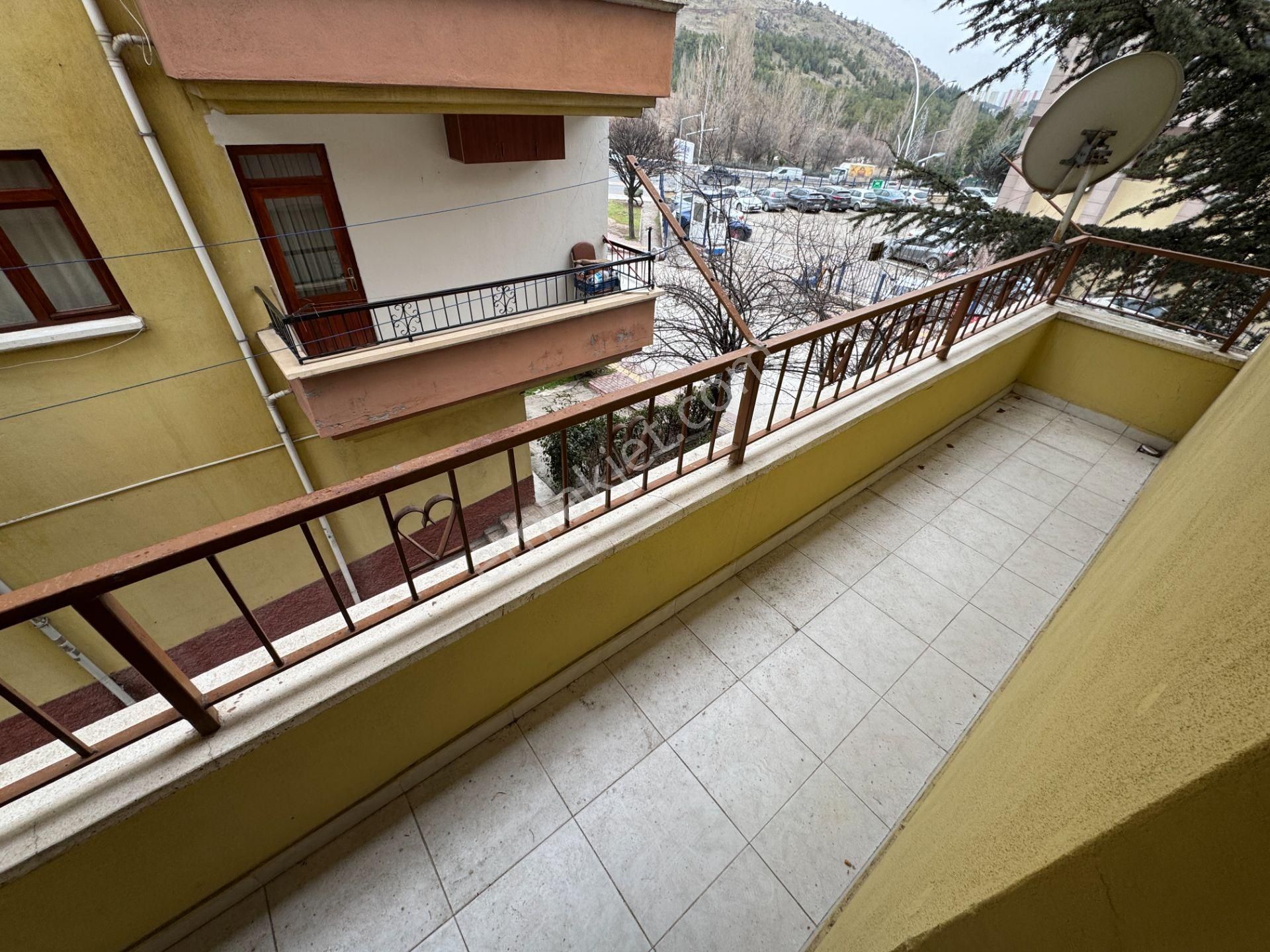 Kalecik Emlak'tan Protokol Yolu Yakını Yapılı Masrafsız Daire - Görsel 28