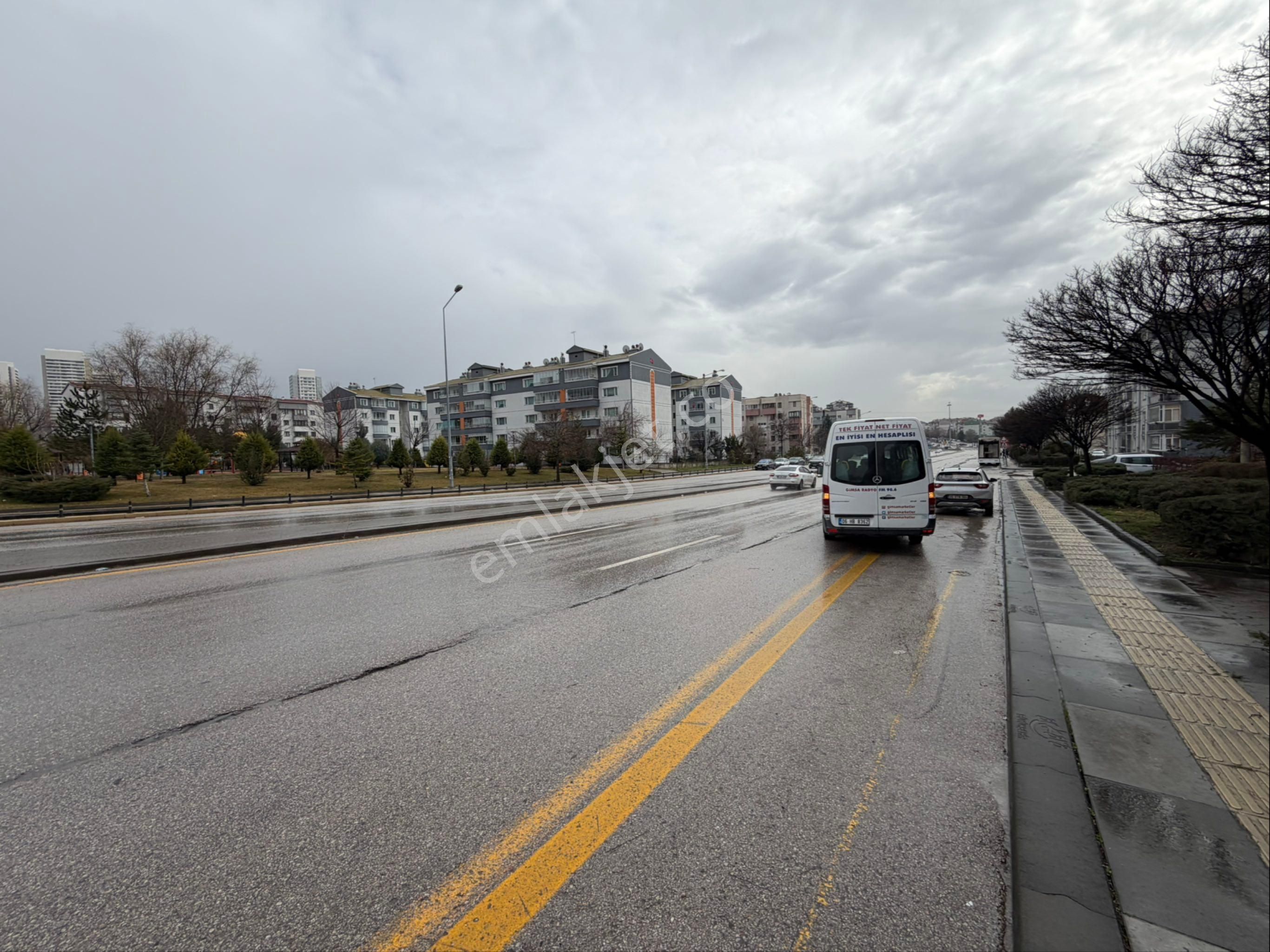 A L C Den Metro Yakını Eryamana Sınır Site İçi 3+1 Full Yapılı - Görsel 33