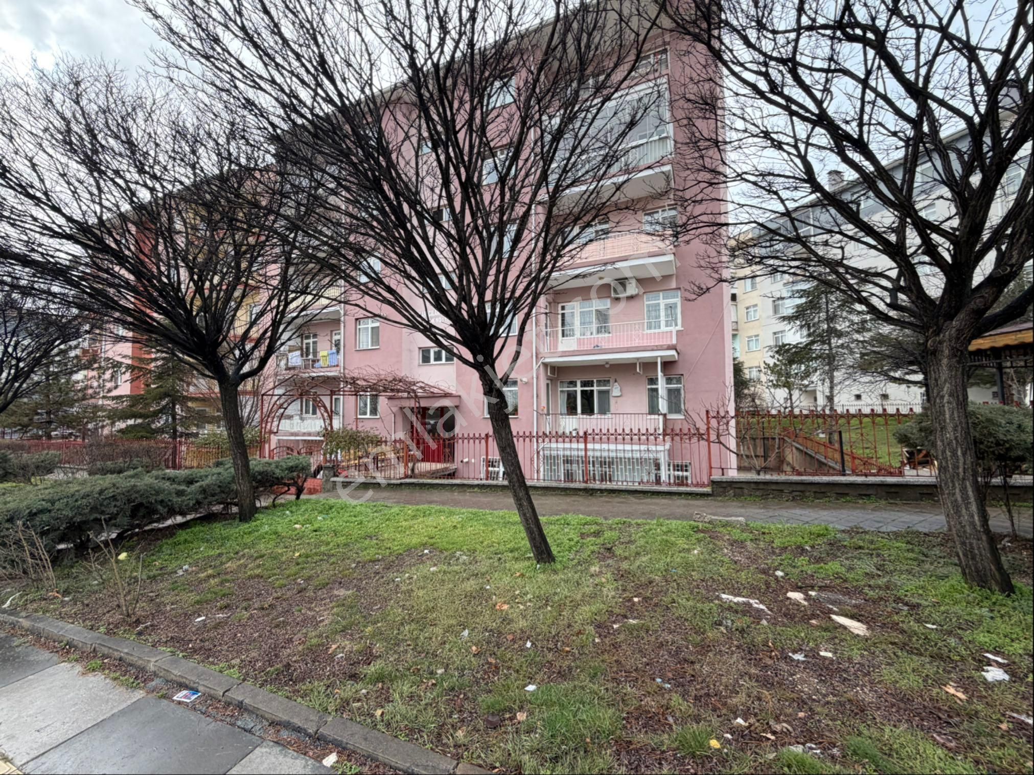 A L C Den Metro Yakını Eryamana Sınır Site İçi 3+1 Full Yapılı - Görsel 28