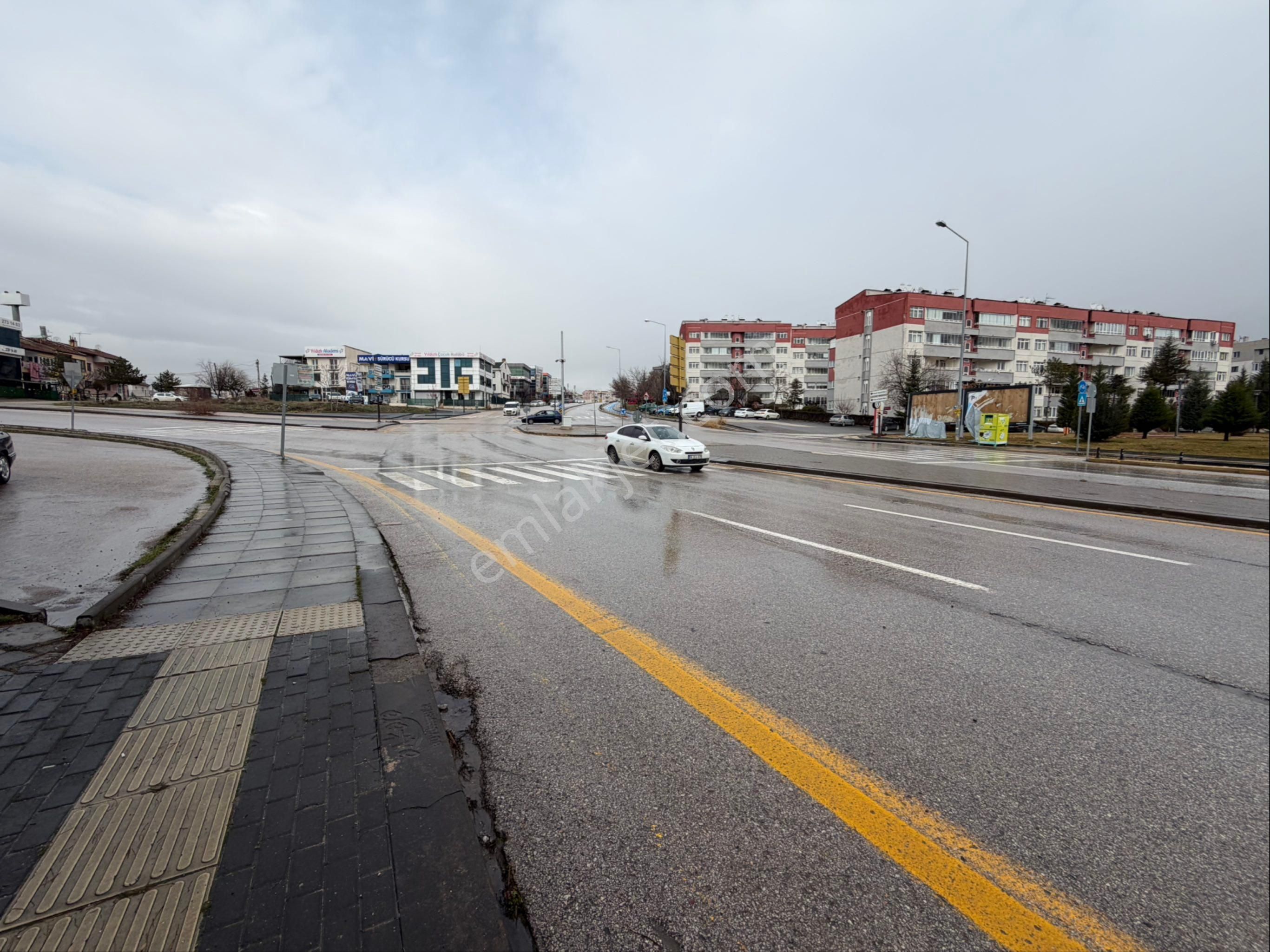 A L C Den Metro Yakını Eryamana Sınır Site İçi 3+1 Full Yapılı - Görsel 26