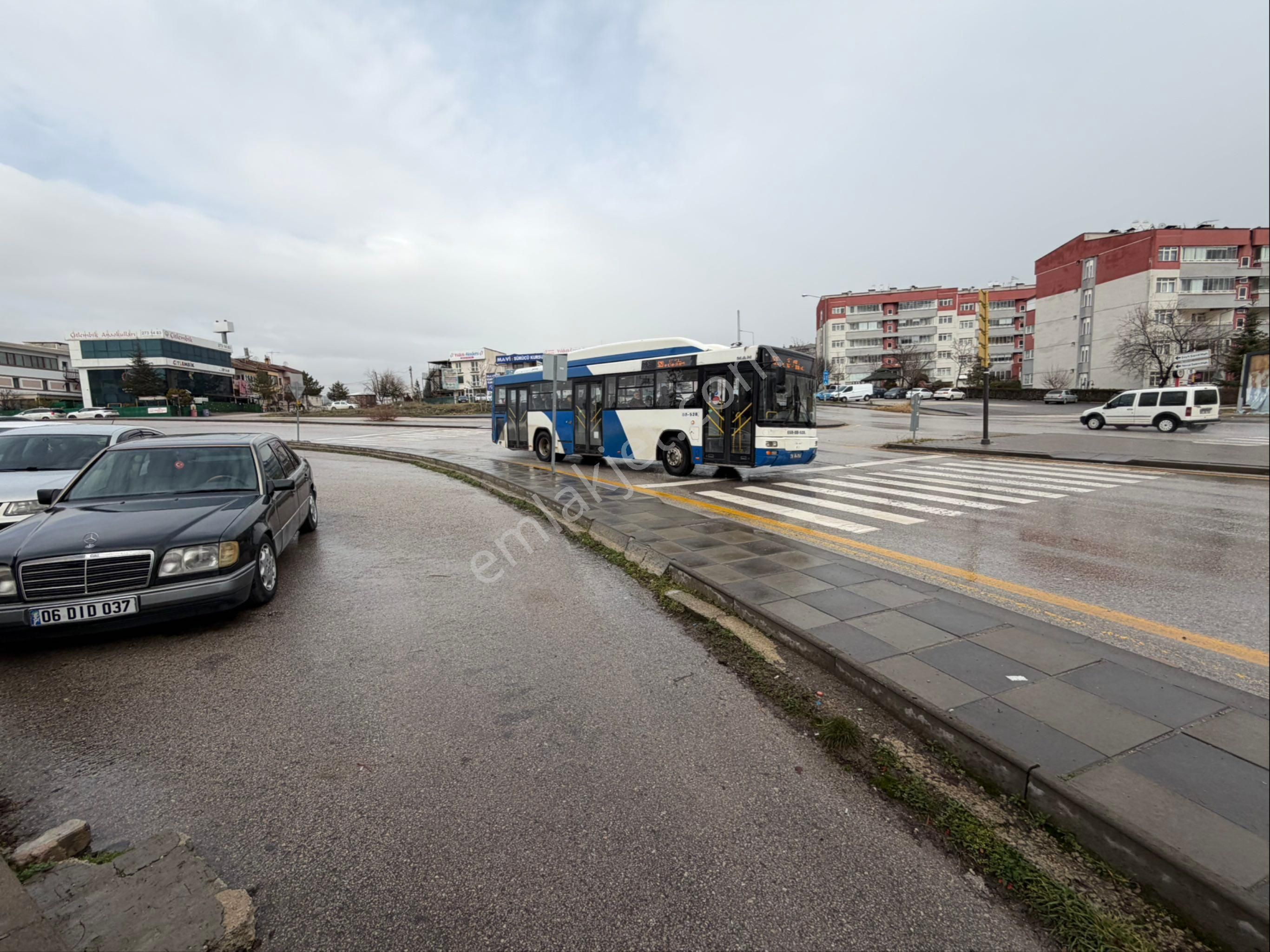 A L C Den Metro Yakını Eryamana Sınır Site İçi 3+1 Full Yapılı - Görsel 32
