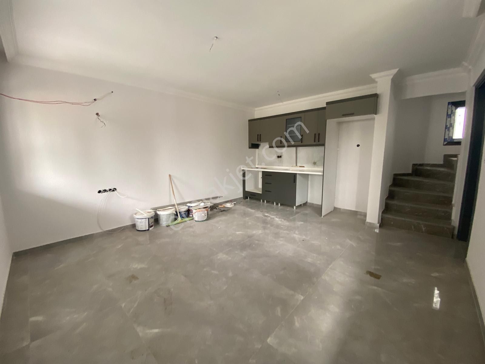 Didim Altınkum’da Denize 400 Metre Mesafede Full Tadilatlı 3+1 Villa - Görsel 11