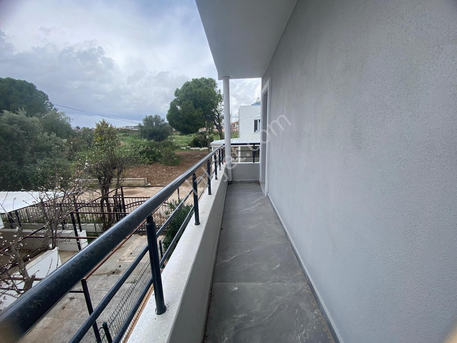 Didim Altınkum’da Denize 400 Metre Mesafede Full Tadilatlı 3+1 Villa - Görsel 12