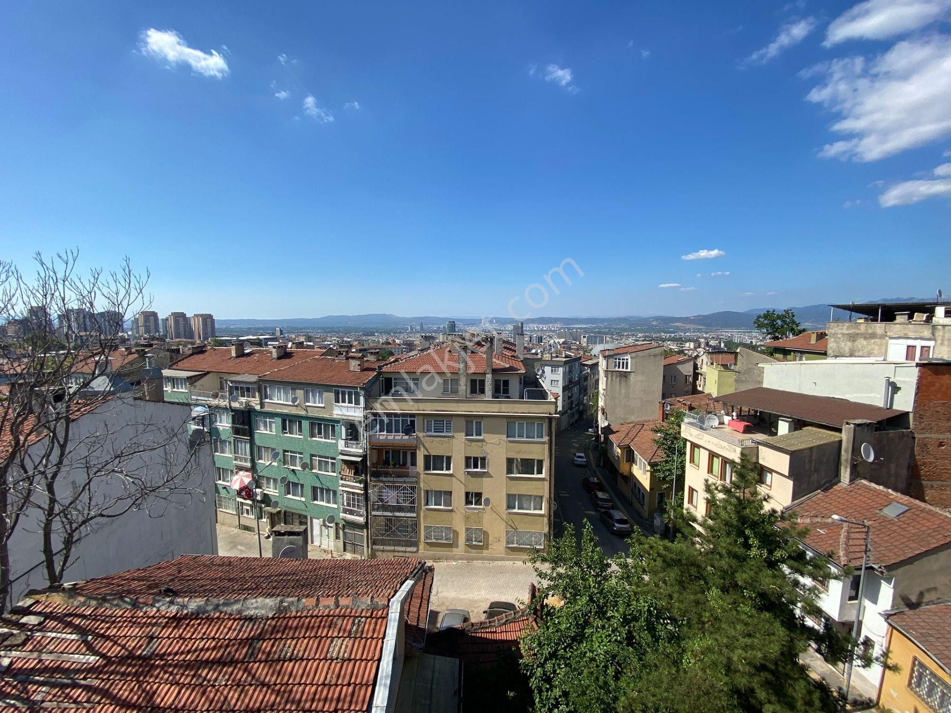 Bursa Yıldırım Yeşilde 2+1 95 M Kombili Manzaralı Daire - Görsel 16