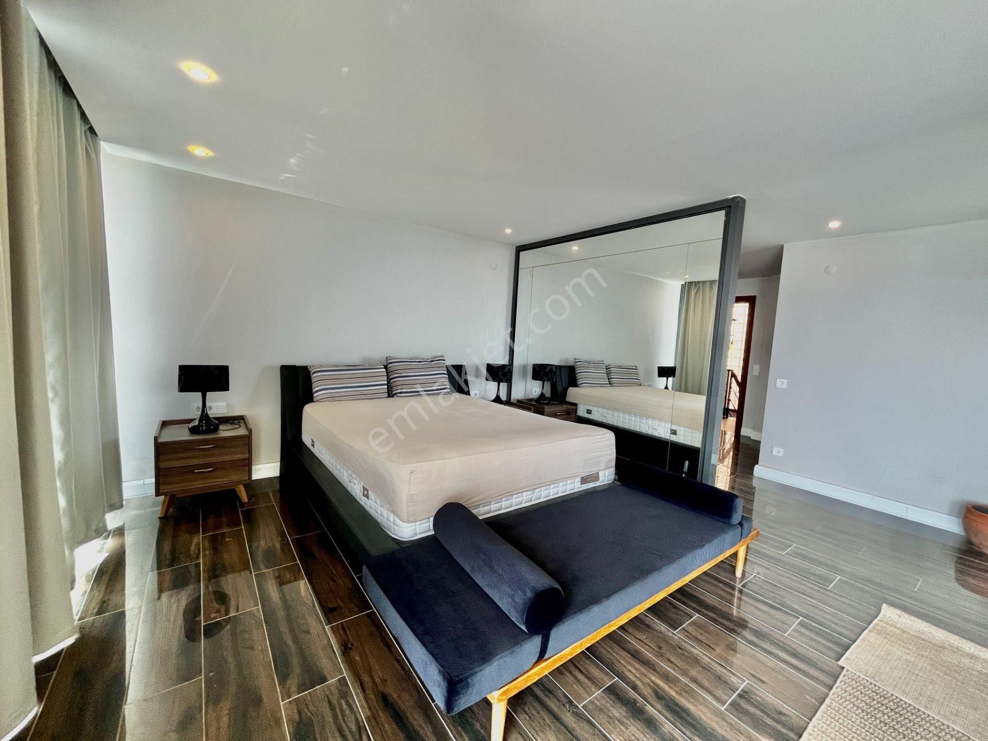 Alanya Bektaş’ta Asla Kapanmayan Deniz Ve Kale Manzaralı Lüks Villa - Görsel 23