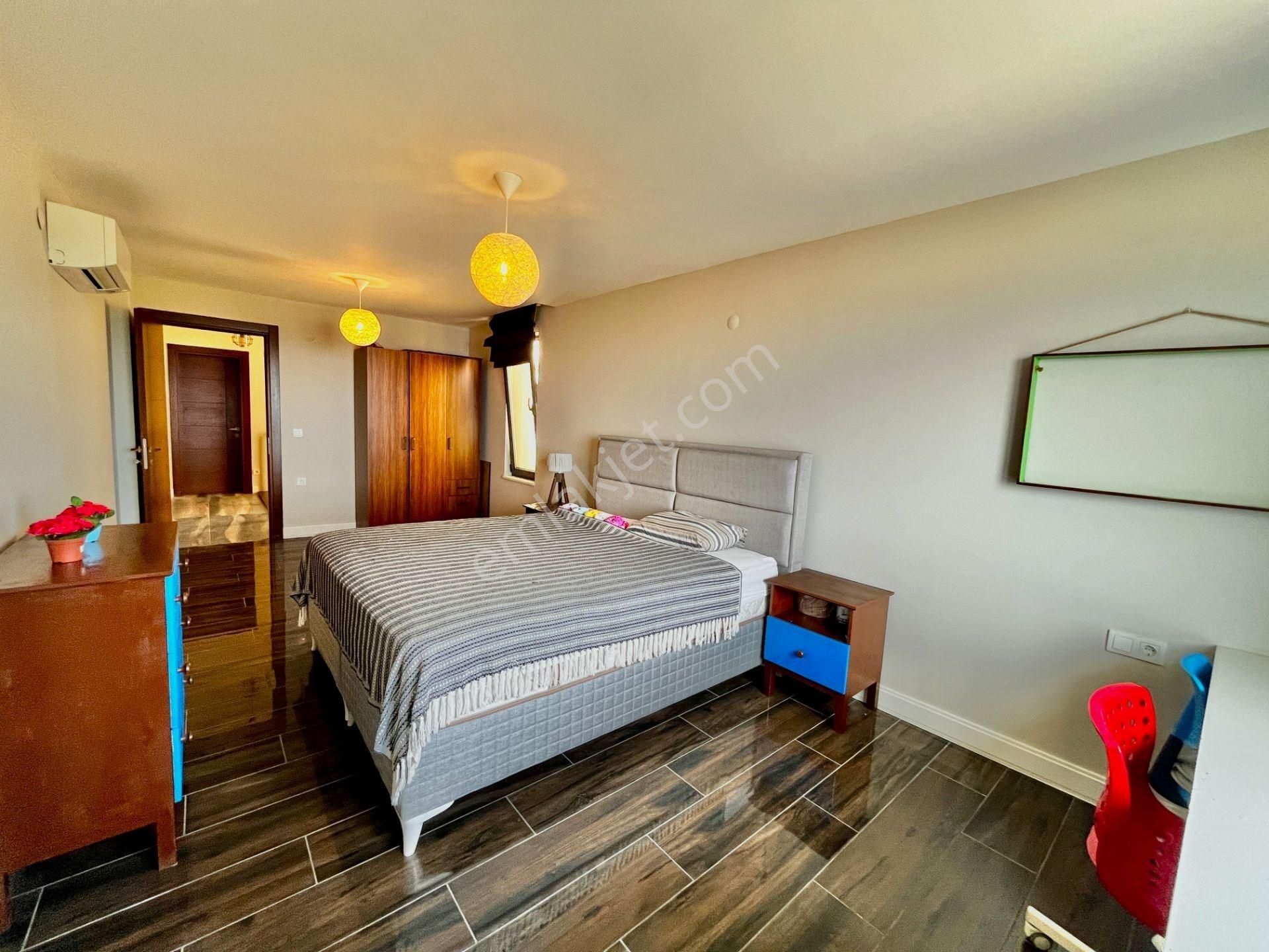 Alanya Bektaş’ta Asla Kapanmayan Deniz Ve Kale Manzaralı Lüks Villa - Görsel 19