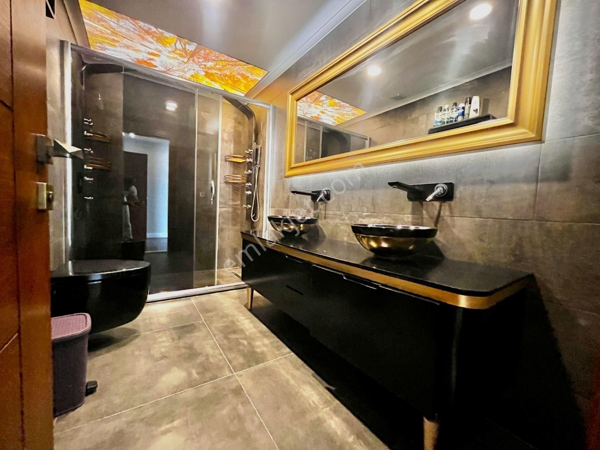 Alanya Bektaş’ta Asla Kapanmayan Deniz Ve Kale Manzaralı Lüks Villa - Görsel 20