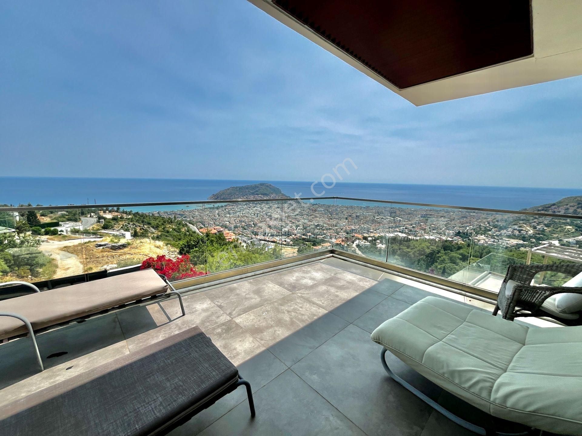 Alanya Bektaş’ta Asla Kapanmayan Deniz Ve Kale Manzaralı Lüks Villa - Görsel 25