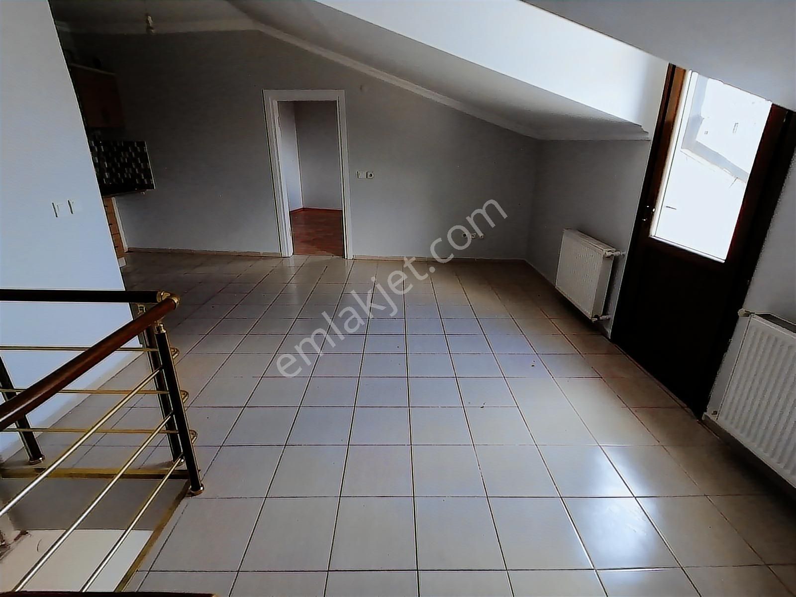 Çağlayan Teras Hotelin Yukarısında 220 M2 Manzaralı Ferah 3+2 - Görsel 21