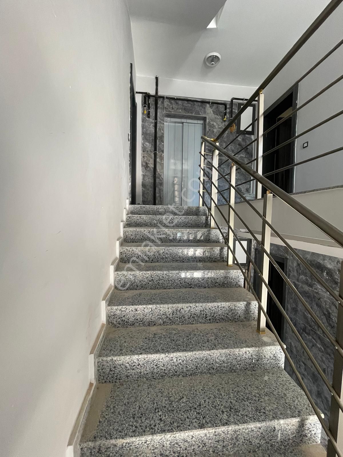 Aktel Gayrimenkulden Kılıçarslan Mahallesinde Satılık 3+1 Daire - Görsel 3