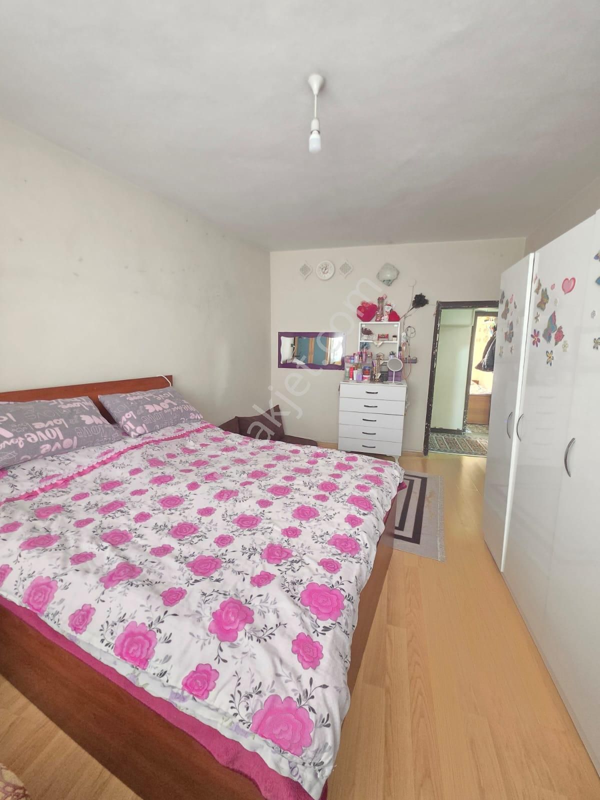 Siteler Mahallesinde 2+1 100 M² İçi Yapılı Geniş Oturumlu Satılık Daire - Görsel 2