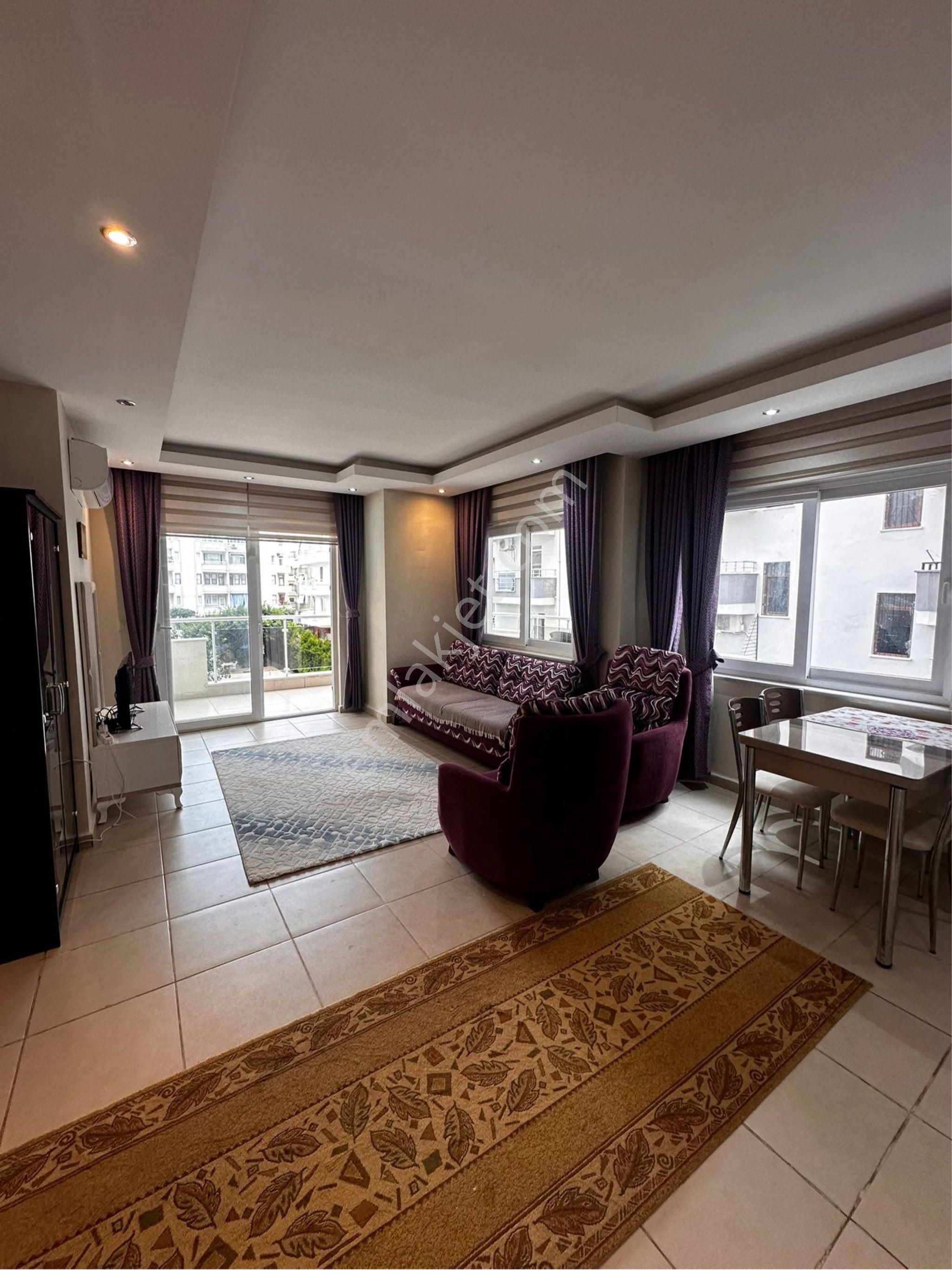 Mahmutlarda Satılık 1+1 Eşyalı - Görsel 12