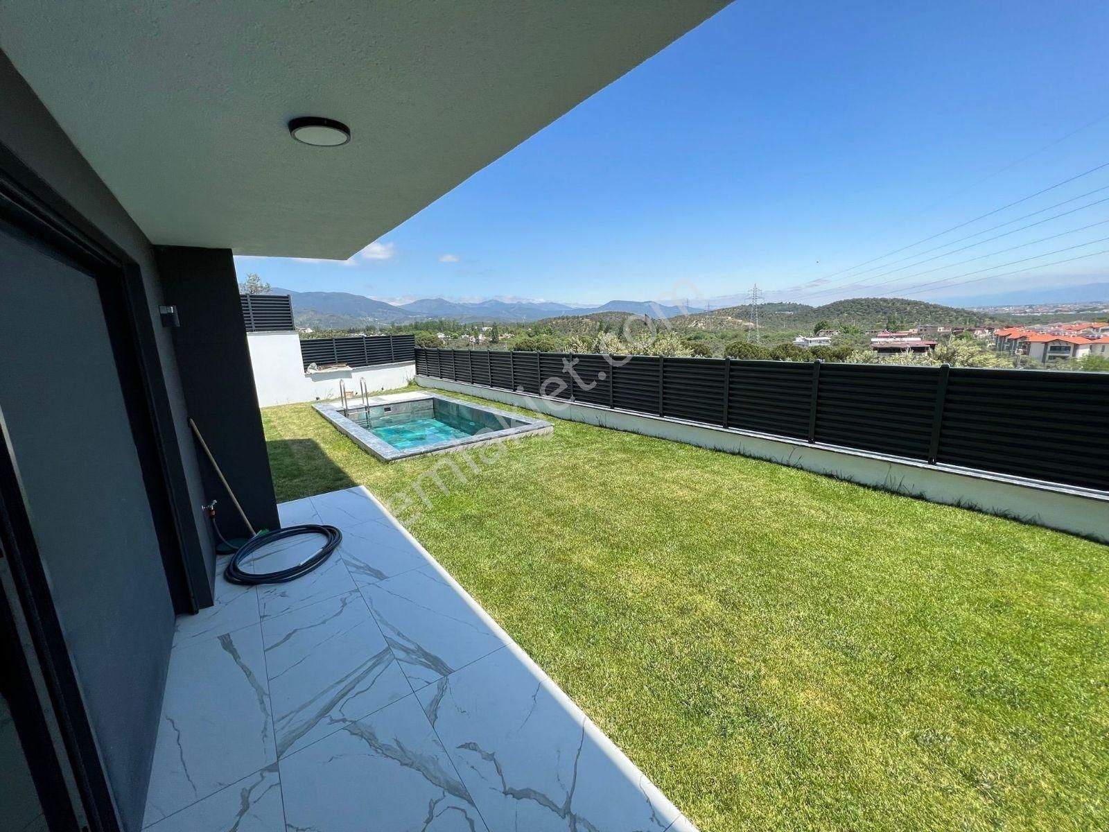 Güre'de, Deniz Manzaralı Müstakil Havuzlu Ultra Lüks 3+2 Villa - Görsel 19