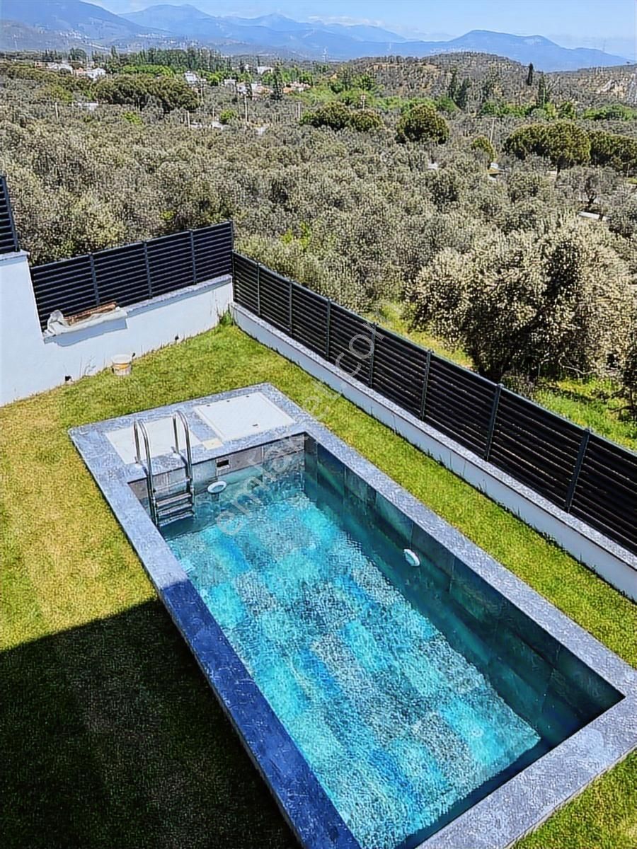 Güre'de, Deniz Manzaralı Müstakil Havuzlu Ultra Lüks 3+2 Villa - Görsel 6