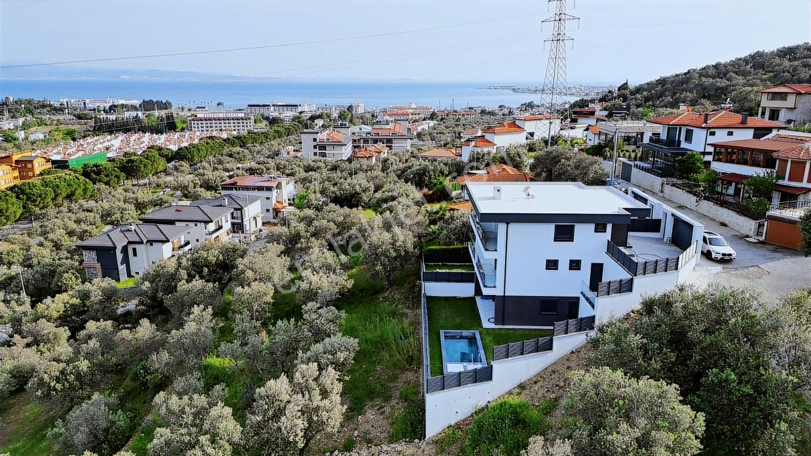 Güre'de, Deniz Manzaralı Müstakil Havuzlu Ultra Lüks 3+2 Villa - Görsel 7