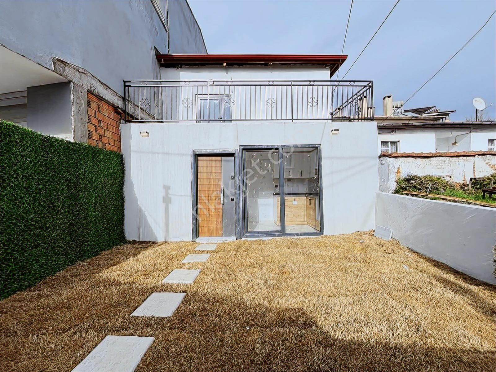 Gürsoy'dan Kızılkeçilide Müstakil Bahçeli Köy Evi - Görsel 17