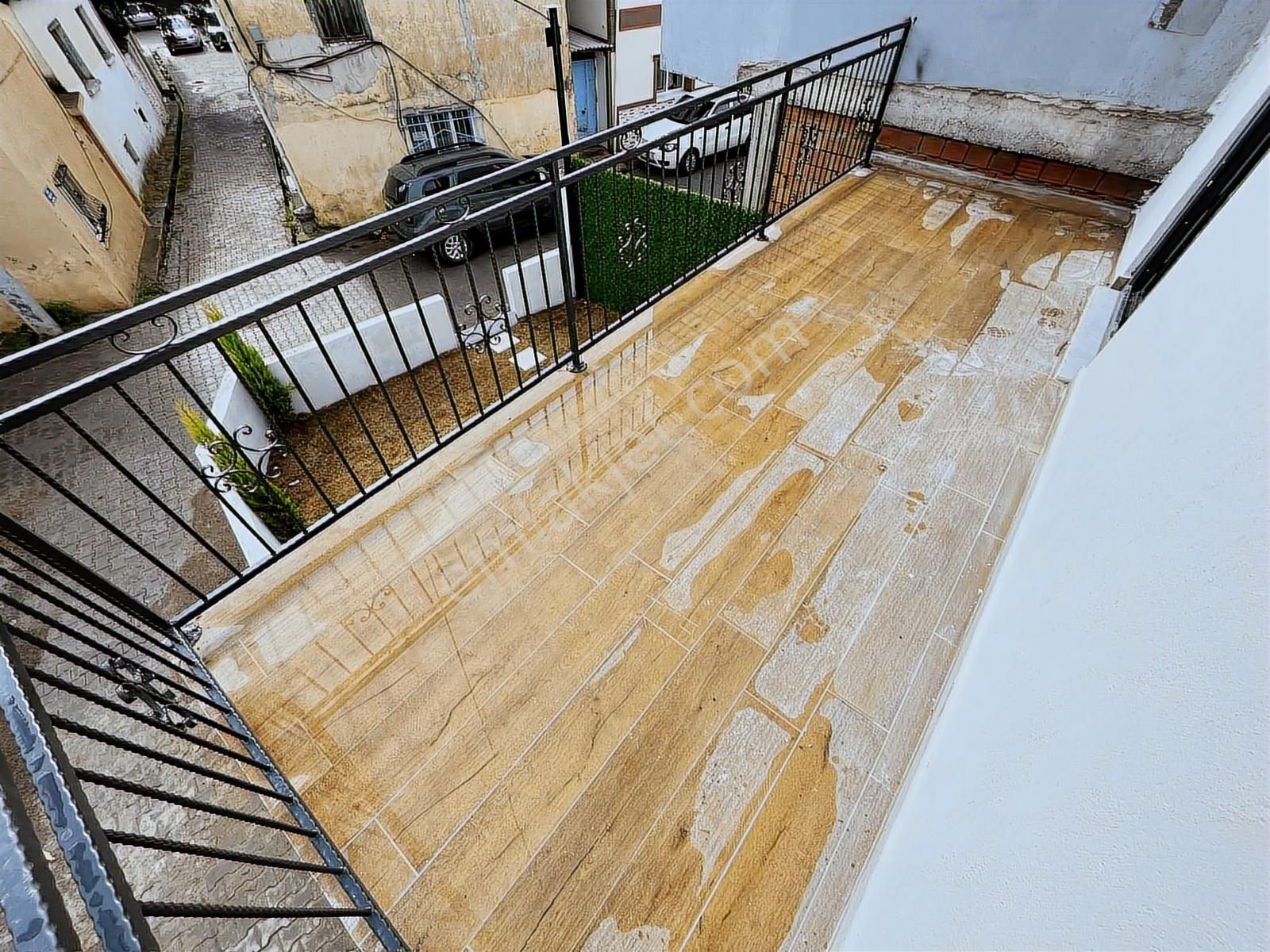 Gürsoy'dan Kızılkeçilide Müstakil Bahçeli Köy Evi - Görsel 23